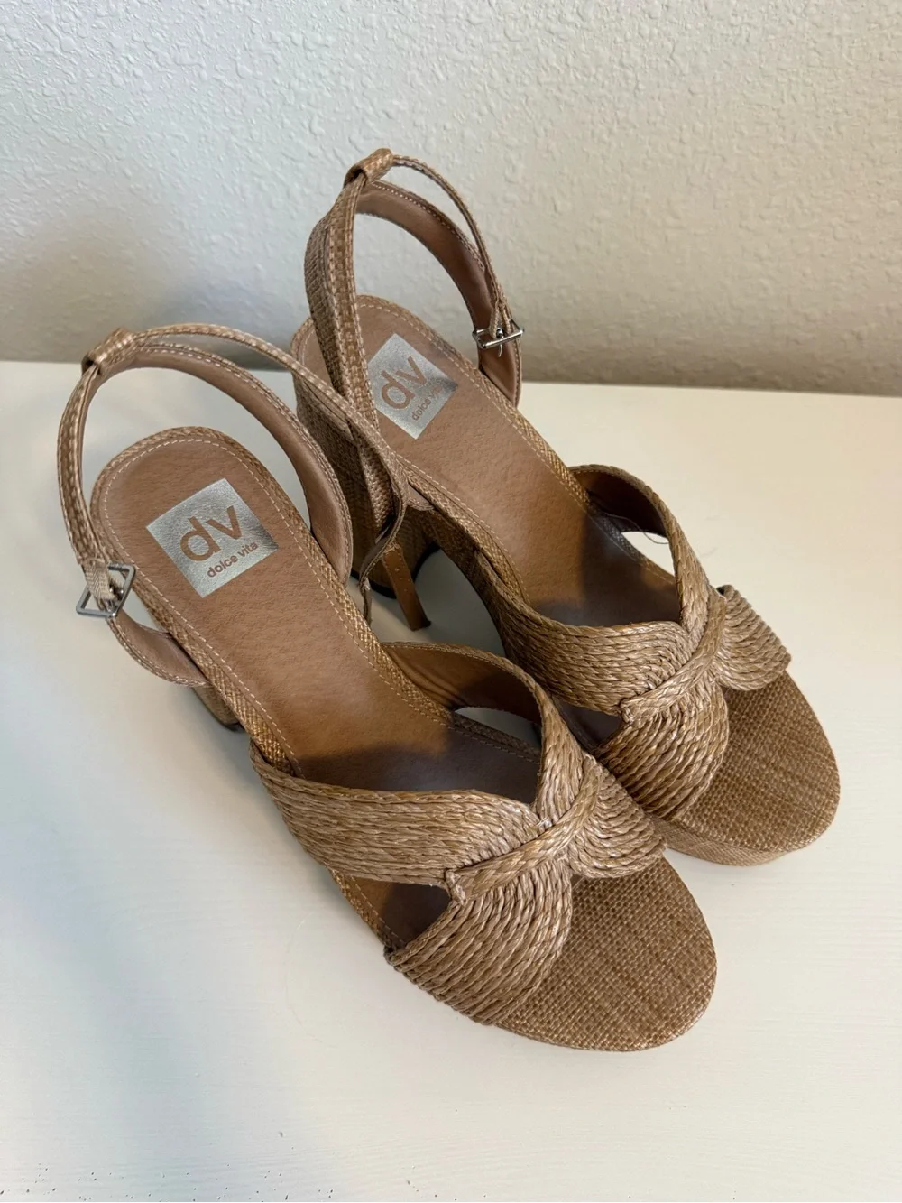 DV DOLCE VITA platform woven heels